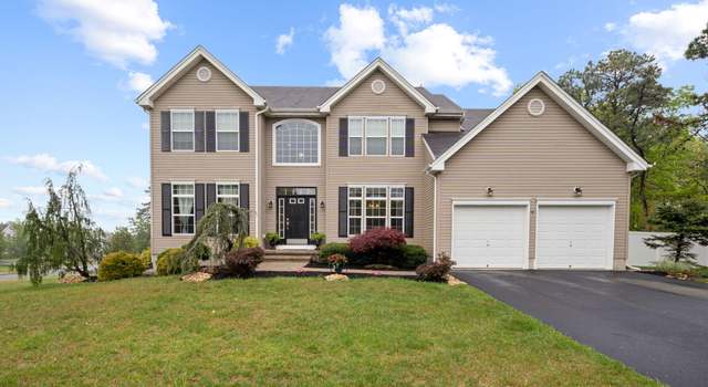 Photo of 10 Jennifer Ln, Barnegat, NJ 08005