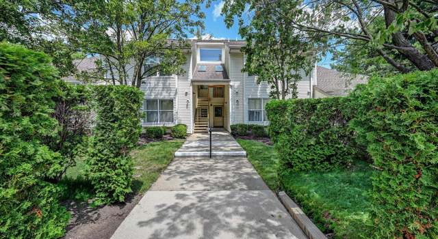 Photo of 175 Forsythia Ln, Englishtown, NJ 07726