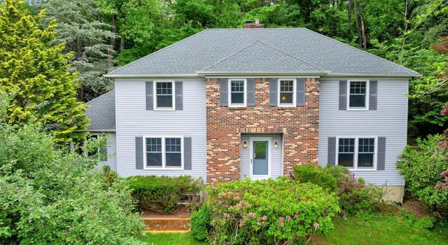 Photo of 9 Berkshire Ct, Holmdel, NJ 07733
