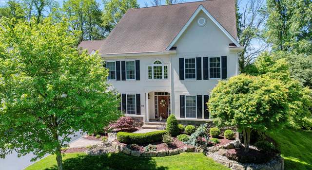 Photo of 50 Hedgerow Ln, Manalapan, NJ 07726