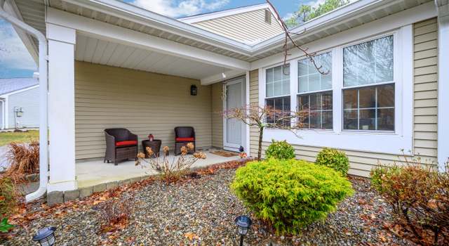 Photo of 904B Stratford Ct, Manchester, NJ 08759