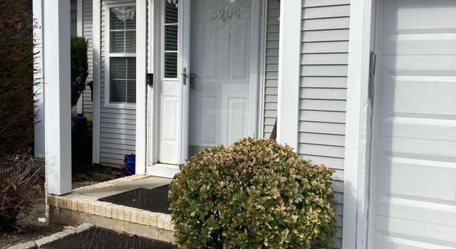 Photo of 3904 Galloping Hill Ln, Toms River, NJ 08755