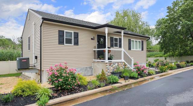 Photo of 8 Clement Ln, Leonardo, NJ 07737