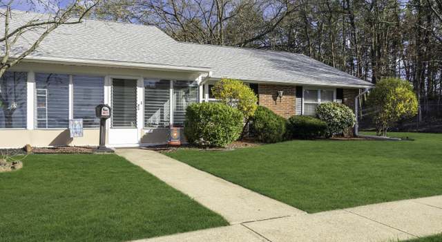 Photo of 530D Portsmouth Dr, Lakewood, NJ 08701
