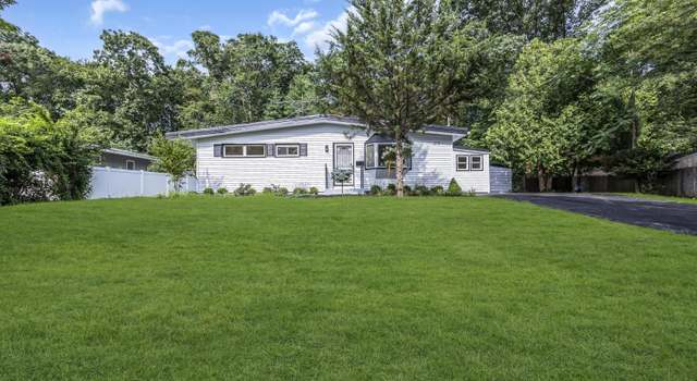 Photo of 210 Parkview Ter, Lincroft, NJ 07738