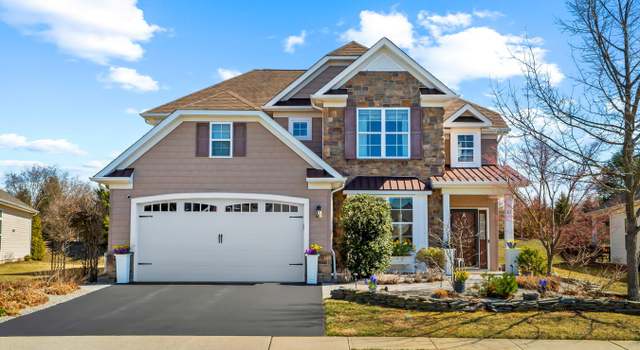 Photo of 27 E Sagamore Dr, Farmingdale, NJ 07727