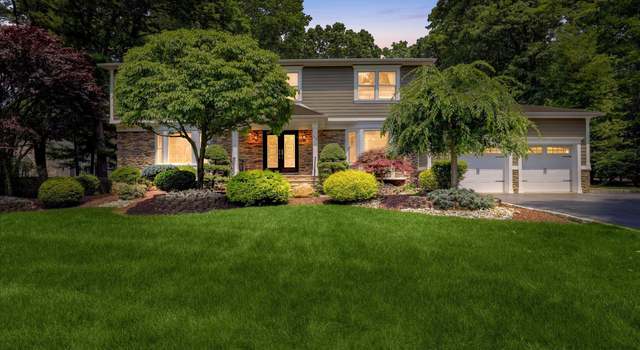 Photo of 39 Vista Dr, Morganville, NJ 07751