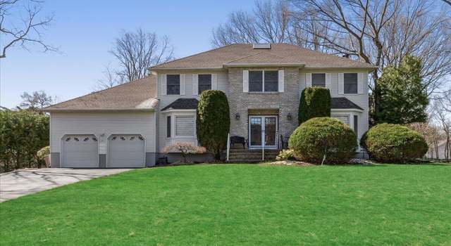 Photo of 1 Wendi Way, Manalapan, NJ 07726