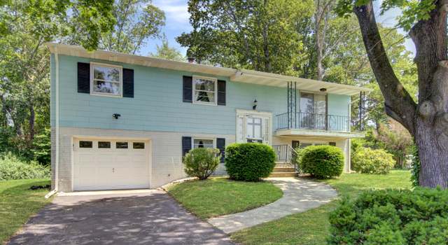 Photo of 16 Burdge Dr, Howell, NJ 07731