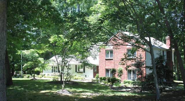 Photo of 11 N Red Hawk Rd, Colts Neck, NJ 07722