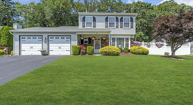 Photo of 8 Yellowstone Ln, Howell, NJ 07731