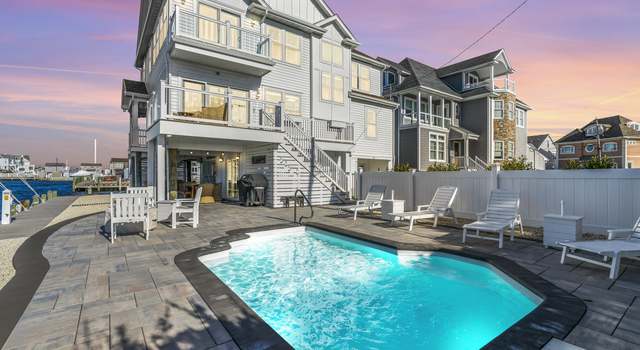 Photo of 372 Lauderdale Dr, Lavallette, NJ 08735