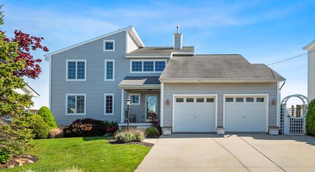 Photo of 1832 Ensign Ct, Toms River, NJ 08753