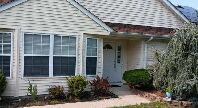 Photo of 17 Wellington Ln, Lakewood, NJ 08701