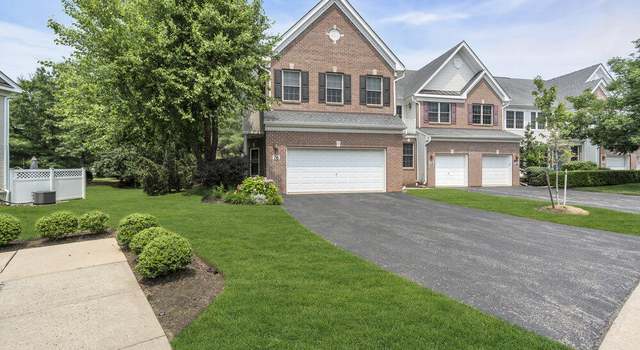 Photo of 76 Deepwater Cir, Manalapan, NJ 07726