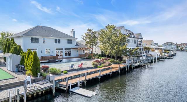 Photo of 206 Pointe Dr, Mantoloking, NJ 08738