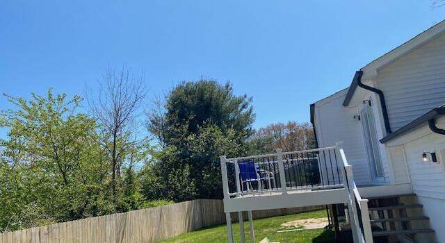 Photo of 557 Fawn Dr, Toms River, NJ 08753