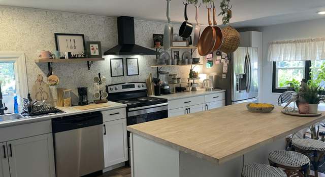 Photo of 45 Cathy Ct, Jackson, NJ 08527