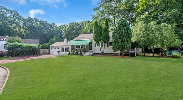 Photo of 42 Arno St, Oakhurst, NJ 07755