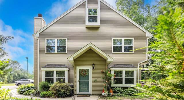 Photo of 28 Melrose Dr Unit 1A, Toms River, NJ 08753