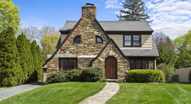 Photo of 6 Garden Rd, Little Silver, NJ 07739