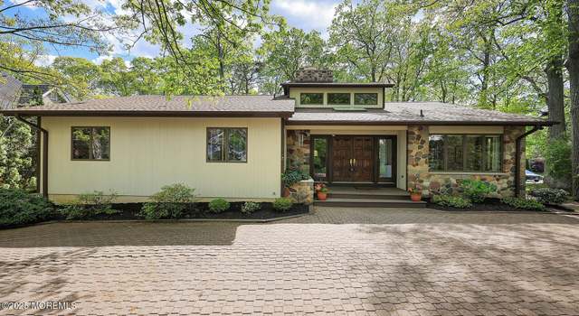 Photo of 8 S Tamarack Dr, Brielle, NJ 08730