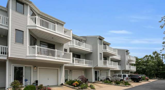 Photo of 7 Navesink Ct, Long Branch, NJ 07740