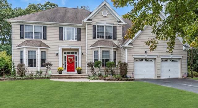 Photo of 7 Taylors Run, Tinton Falls, NJ 07712