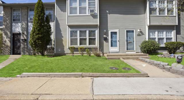 Photo of 162 Tudor Ct, Lakewood, NJ 08701