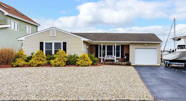 Photo of 408 Elizabeth Ct, Lanoka Harbor, NJ 08734