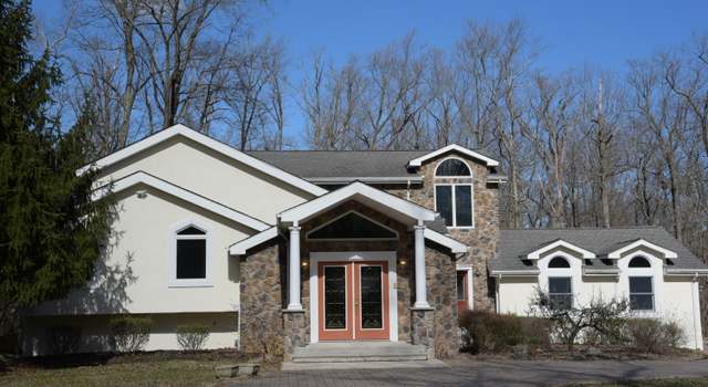 Photo of 131 Lindbergh Rd, East Amwell, NJ 08851