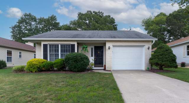 Photo of 1929 Cherryvale Ct, Toms River, NJ 08755