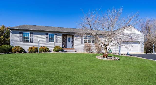 Photo of 4 Willow Oak Dr, Cookstown, NJ 08511