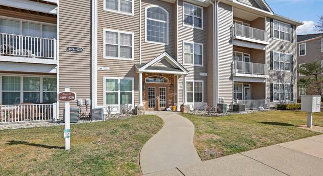 Photo of 414 Saint Andrews Pl, Manalapan, NJ 07726
