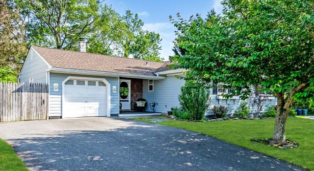 Photo of 2 Saratoga Lake Dr, Little Egg Harbor, NJ 08087