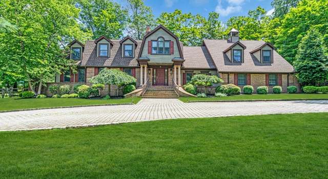 Photo of 8 Old Dutch Rd, Warren, NJ 07059