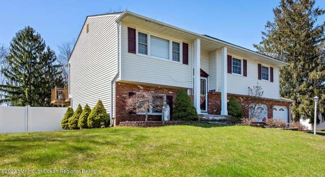 Photo of 10 Putnam Rd, Howell, NJ 07731