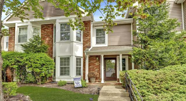 Photo of 43 Woodledge Ct, Rockaway Twp, NJ 07866