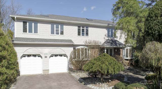 Photo of 61 Ottowa Rd S, Marlboro, NJ 07746