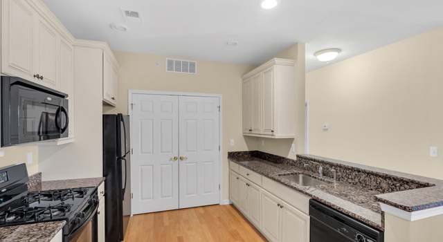 Photo of 639 Sophee Ln, Lakewood, NJ 08701
