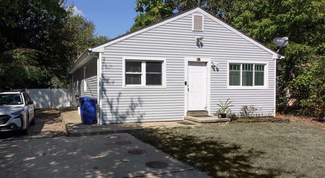 Photo of 122 W 6th St, Howell, NJ 07731