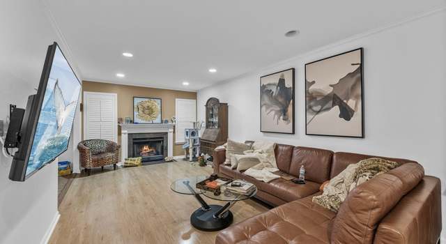 Photo of 334 Oak Knoll Dr, Manalapan, NJ 07726