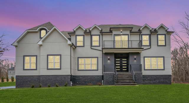 Photo of 131 Dutch Rd Unit B, East Brunswick, NJ 08816