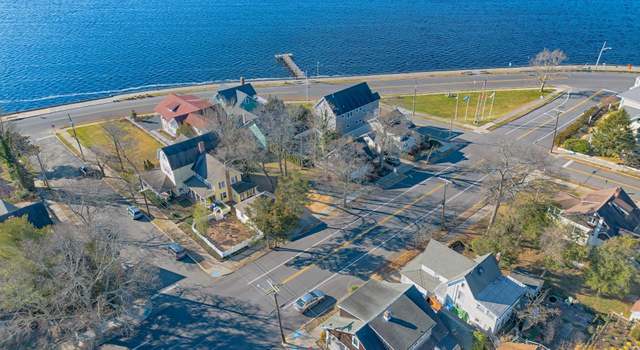 Photo of 10 Ocean Ave, Island Heights, NJ 08732
