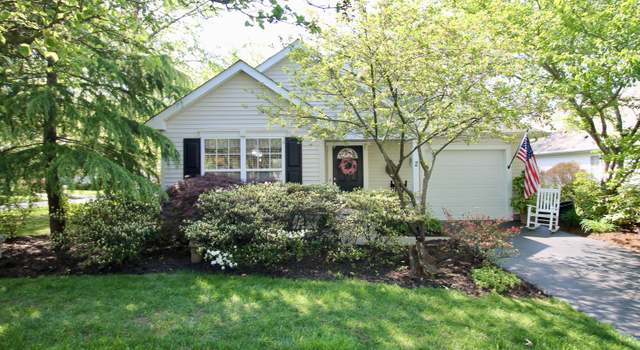 Photo of 2 Winding River Rd, Lakewood, NJ 08701