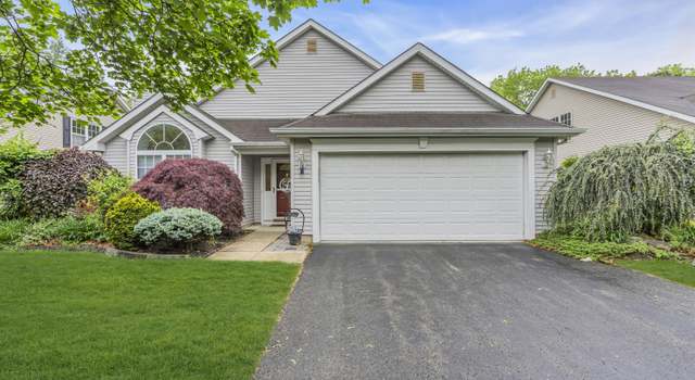 Photo of 46 Skyline Dr, Lakewood, NJ 08701