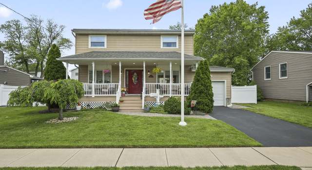 Photo of 20 Dartmouth Dr, Hazlet, NJ 07730