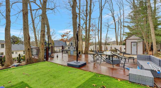Photo of 23 Country Oaks Dr, Manalapan, NJ 07726