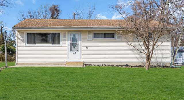 Photo of 32 Dawn Cypress Ln, Jackson, NJ 08527