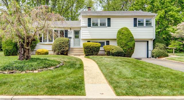 Photo of 27 Hilltop Rd, West Long Branch, NJ 07764